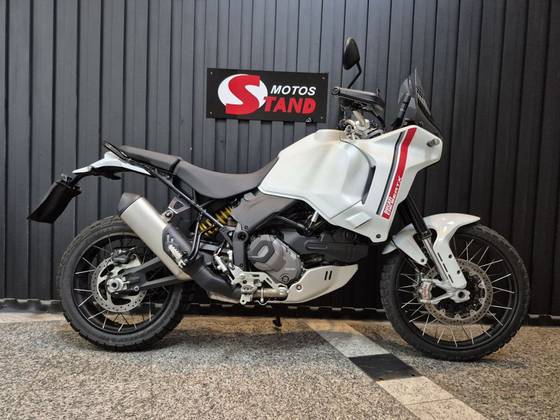 DUCATI DESERT X DUCATI DESERT X